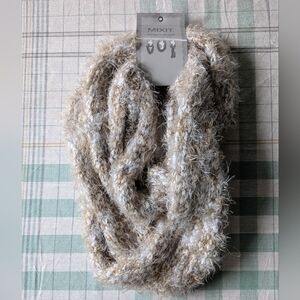 NWT -Mixit Fuzzy Infinity Scarf
